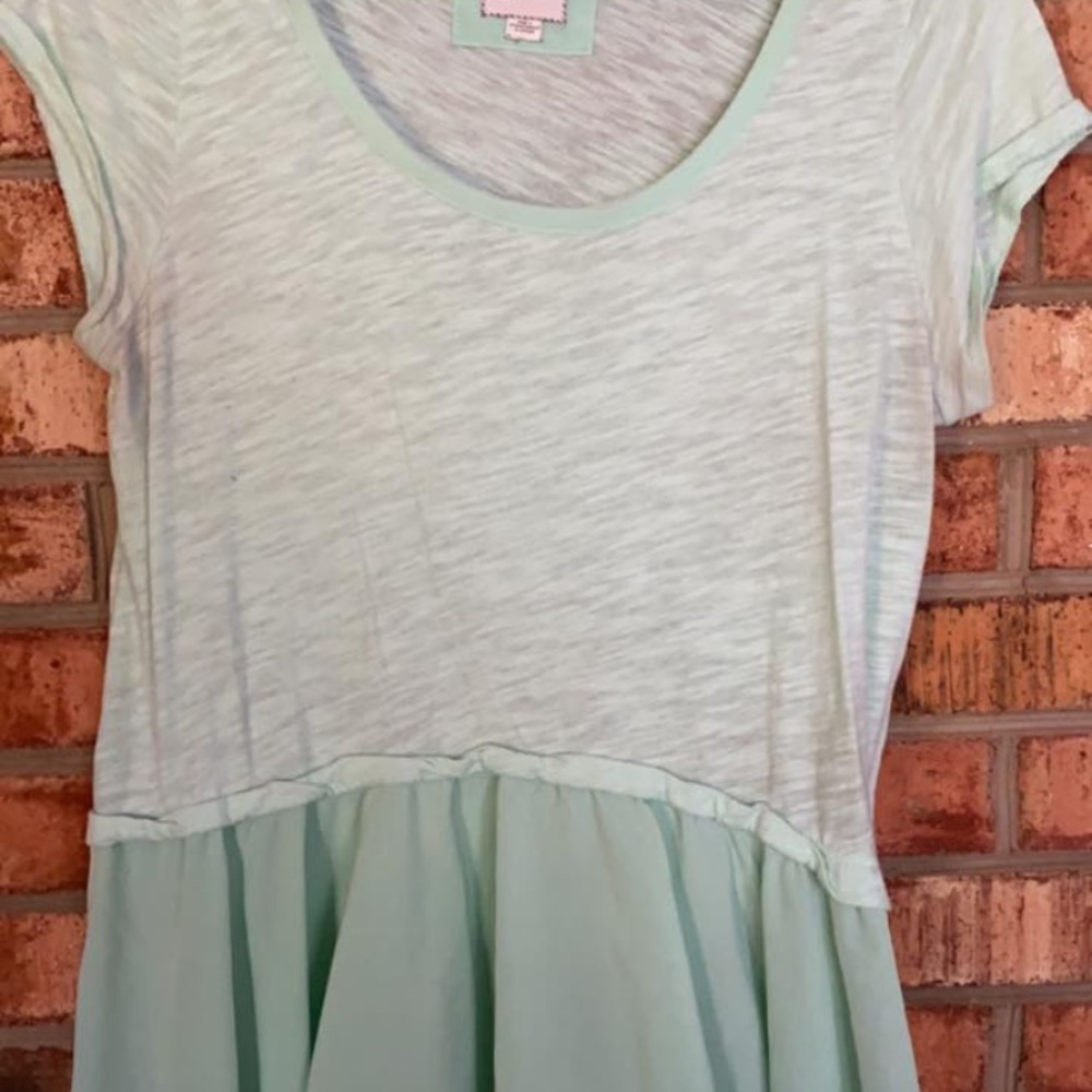 Teal flowy top